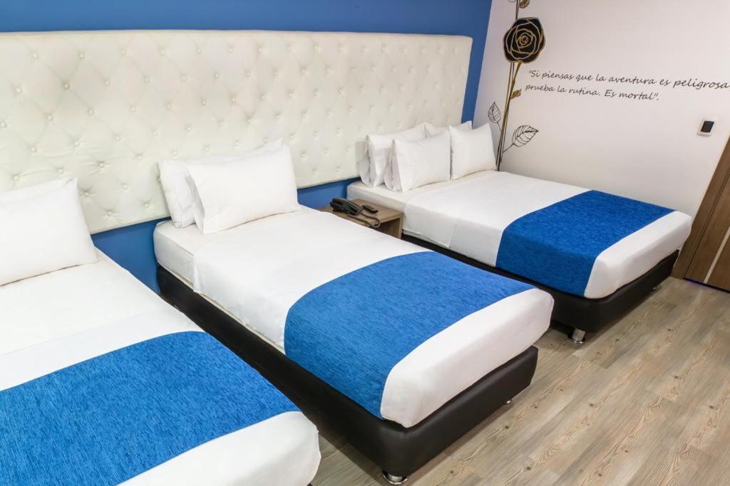 Aw Hotel Plaza Miranda Bogotá Zewnętrze zdjęcie