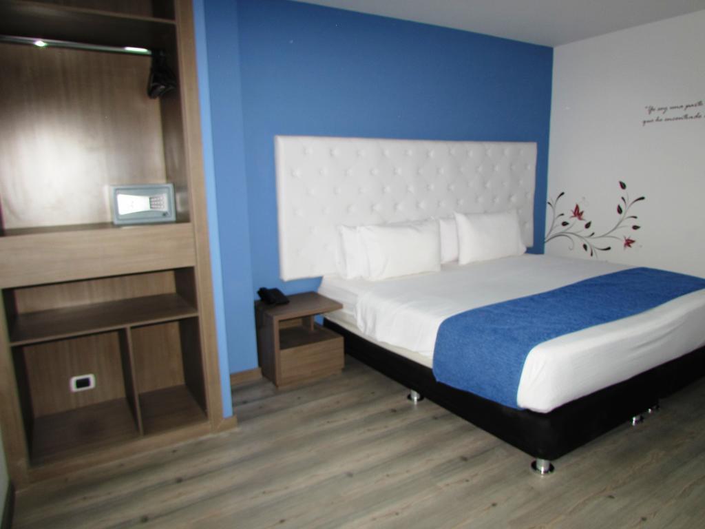 Aw Hotel Plaza Miranda Bogotá Pokój zdjęcie