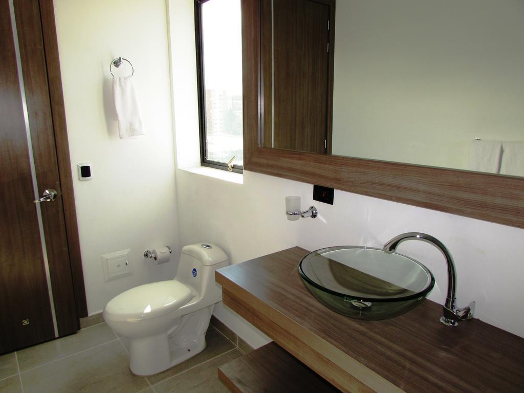 Aw Hotel Plaza Miranda Bogotá Pokój zdjęcie