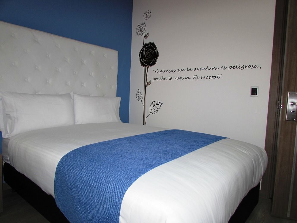 Aw Hotel Plaza Miranda Bogotá Zewnętrze zdjęcie