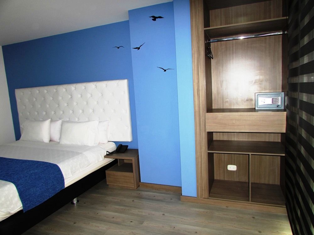 Aw Hotel Plaza Miranda Bogotá Zewnętrze zdjęcie