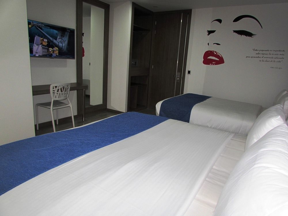 Aw Hotel Plaza Miranda Bogotá Zewnętrze zdjęcie