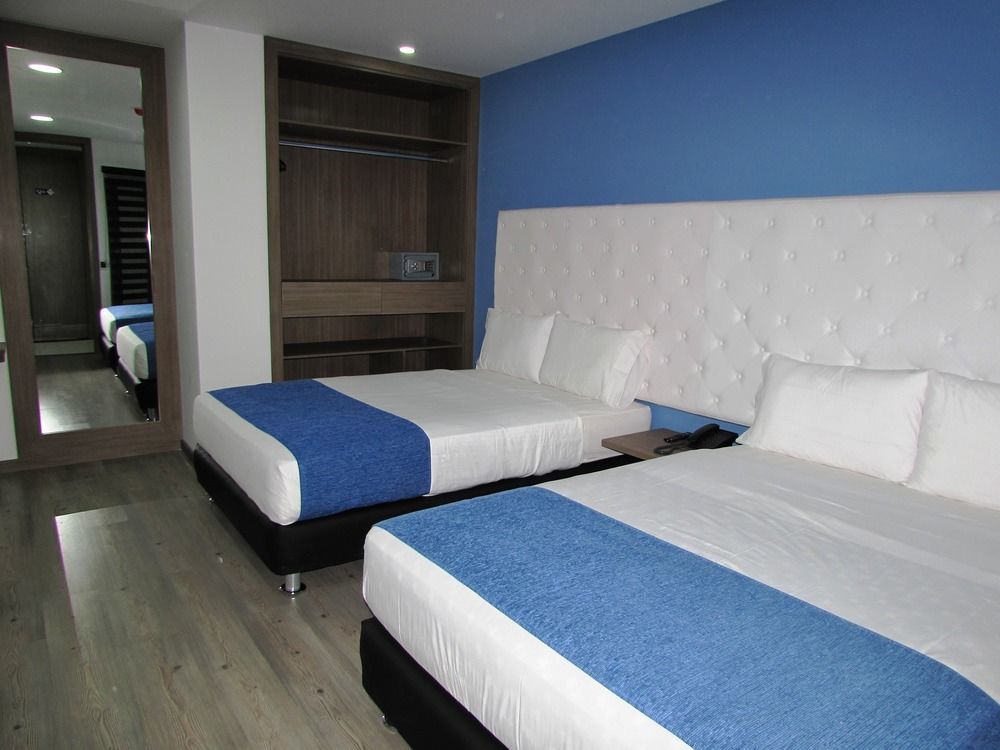 Aw Hotel Plaza Miranda Bogotá Zewnętrze zdjęcie